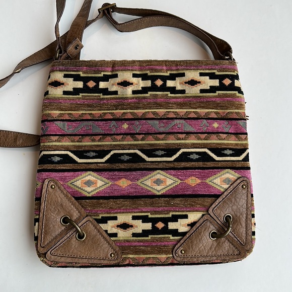 Jessica Simpson Shoulder Purse w. Inside Zipper - Picture 3 of 4